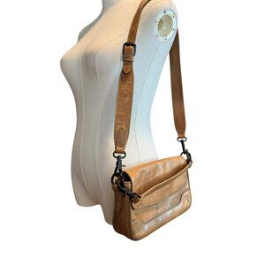 Frye Melissa Baguette Tan Leather Crossbody Satchel Bag Vintage Style